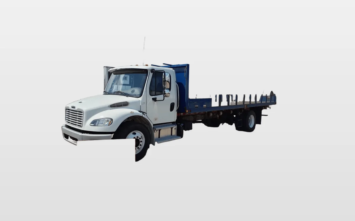 2015 Freightliner M2 106 - image 1