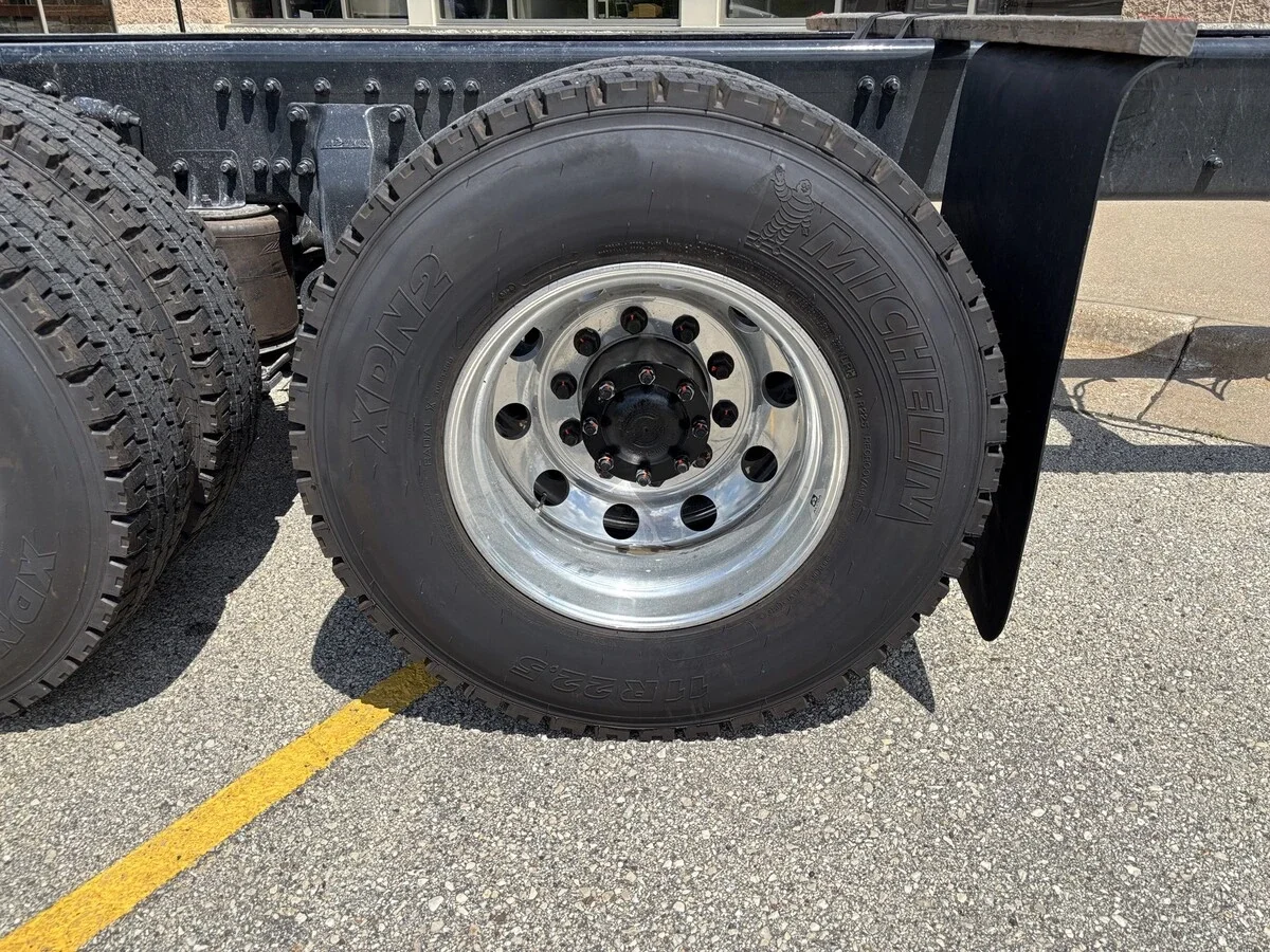 2027 Western Star 49X — photo 9