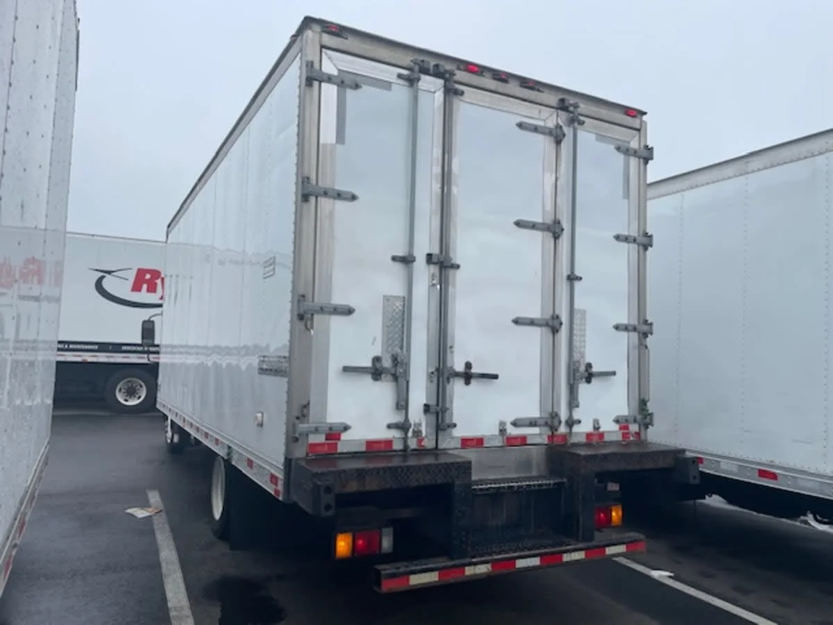 2019 Isuzu NQR in Farmingdale, NY — photo 6