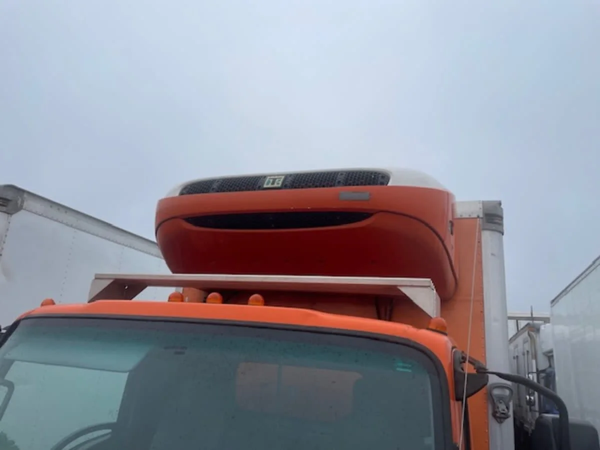 2019 Isuzu NQR in Farmingdale, NY — photo 7