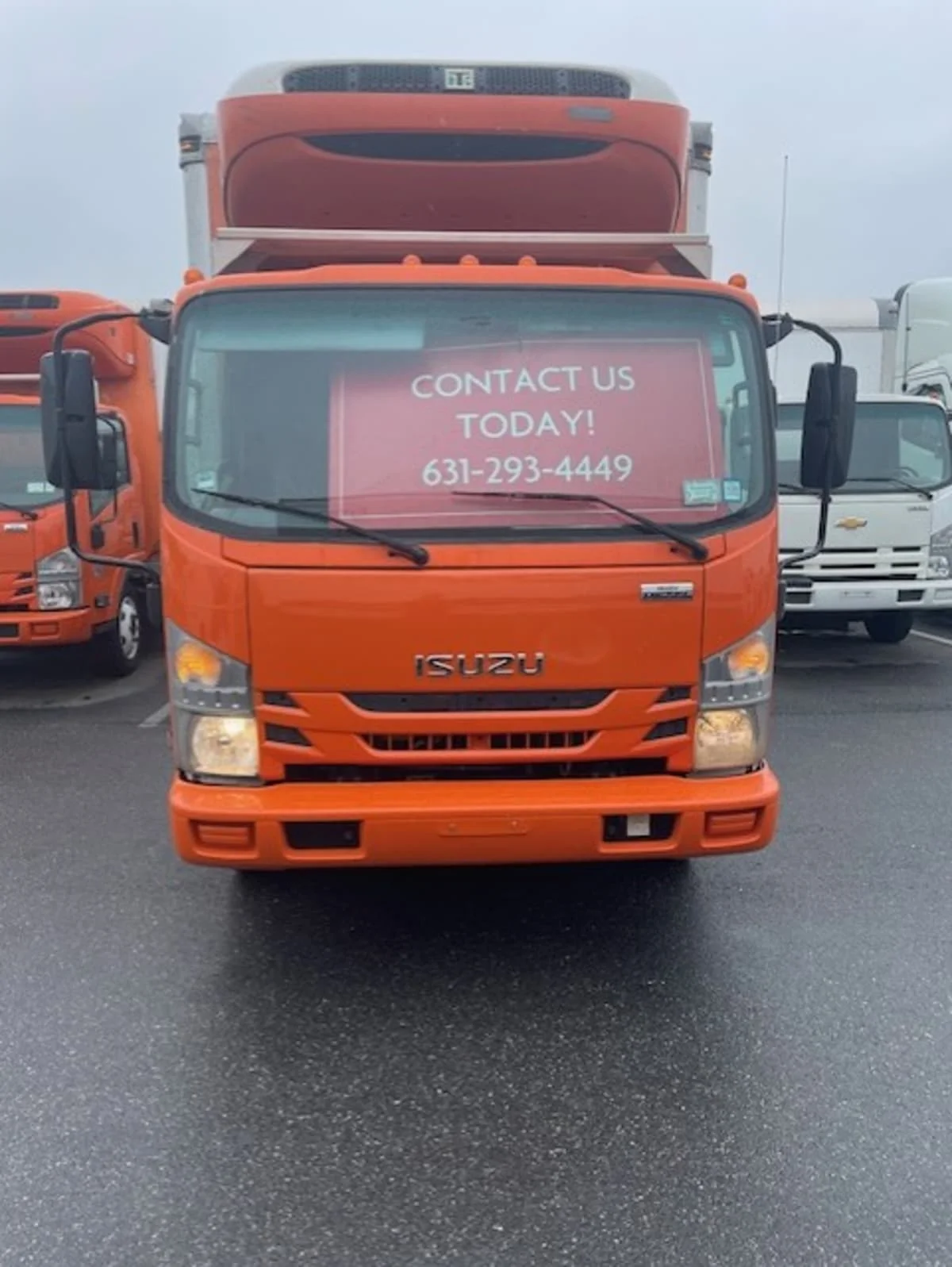 2019 Isuzu NQR in Farmingdale, NY — photo 2