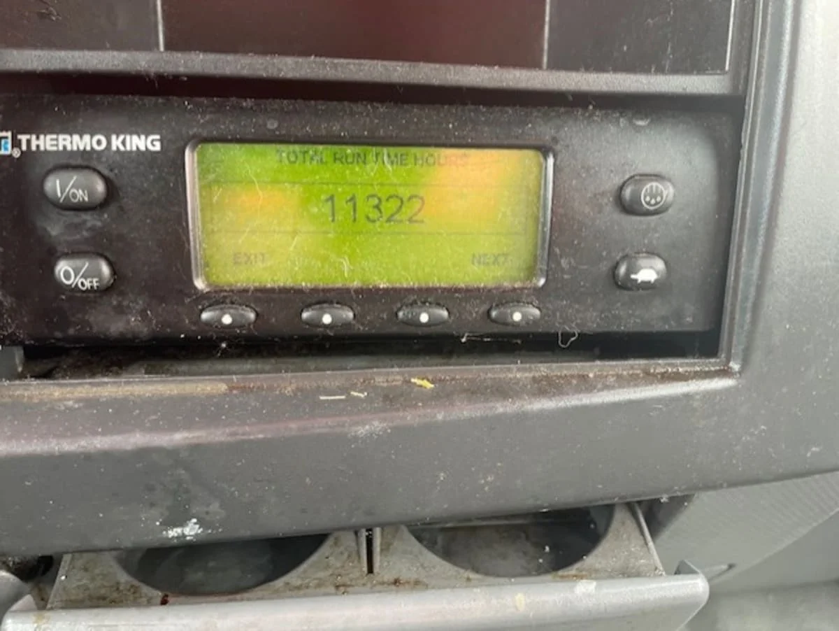 2019 Isuzu NQR in Farmingdale, NY — photo 12
