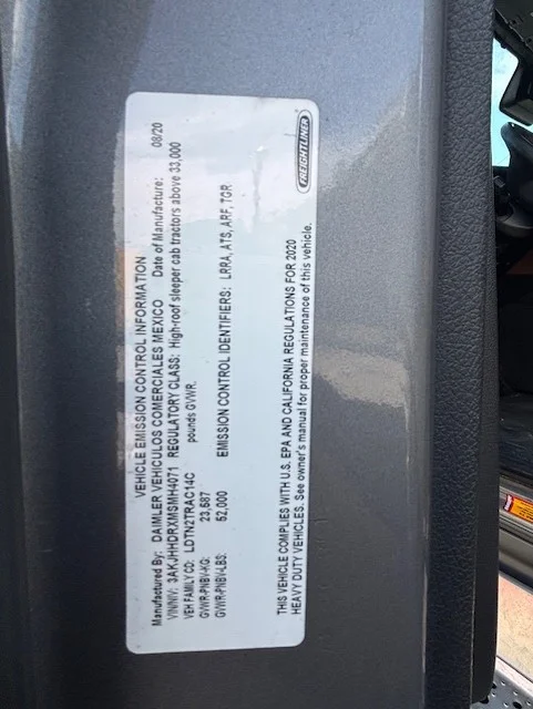 2021 Freightliner Cascadia in San Diego, CA — photo 7