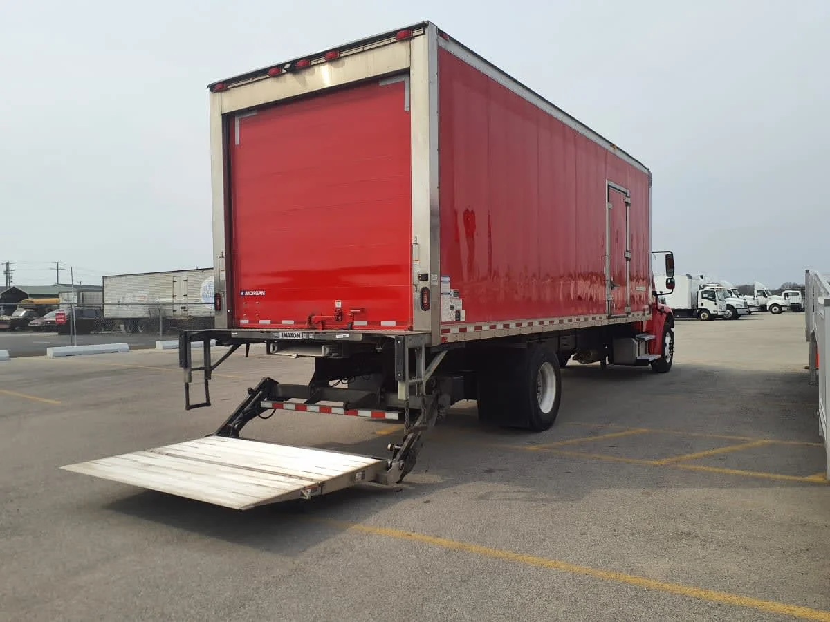 2019 Freightliner M2 106 in Clarksville, IN — photo 4