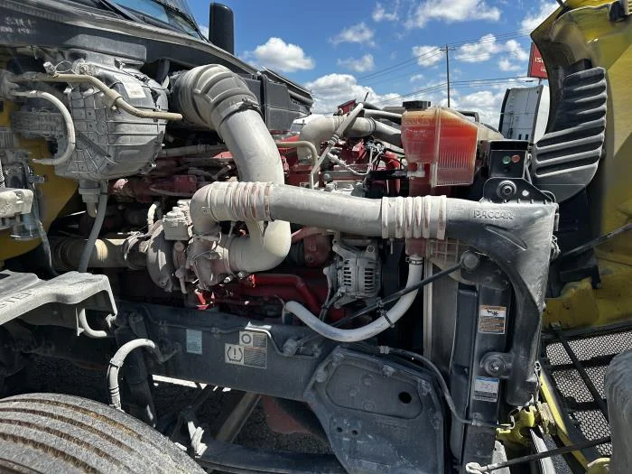 2021 Peterbilt 579 in Austin, TX — photo 14