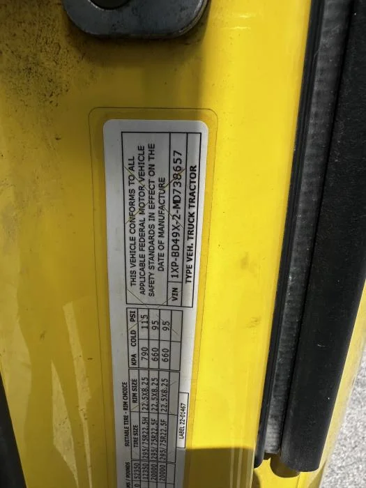 2021 Peterbilt 579 in Austin, TX — photo 15