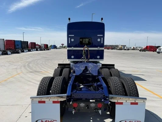 2027 Kenworth W900 in Ankeny, IA — photo 5
