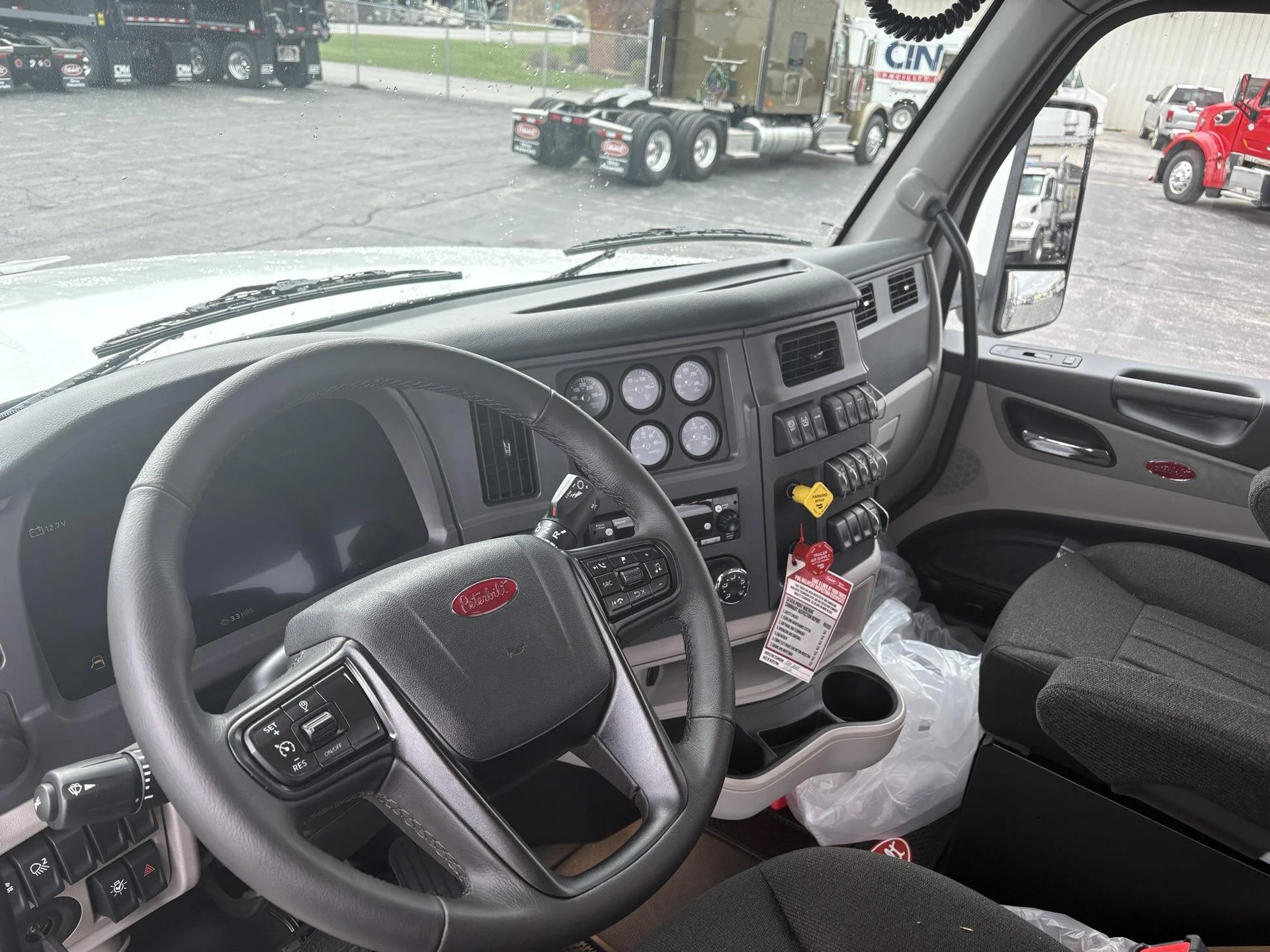 2027 Peterbilt 567 in Findlay, OH — photo 11
