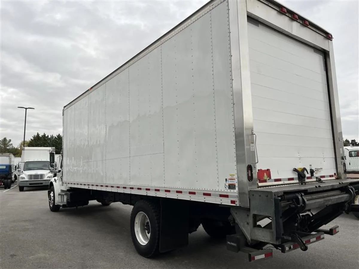 2019 Freightliner M2 106 - image 6