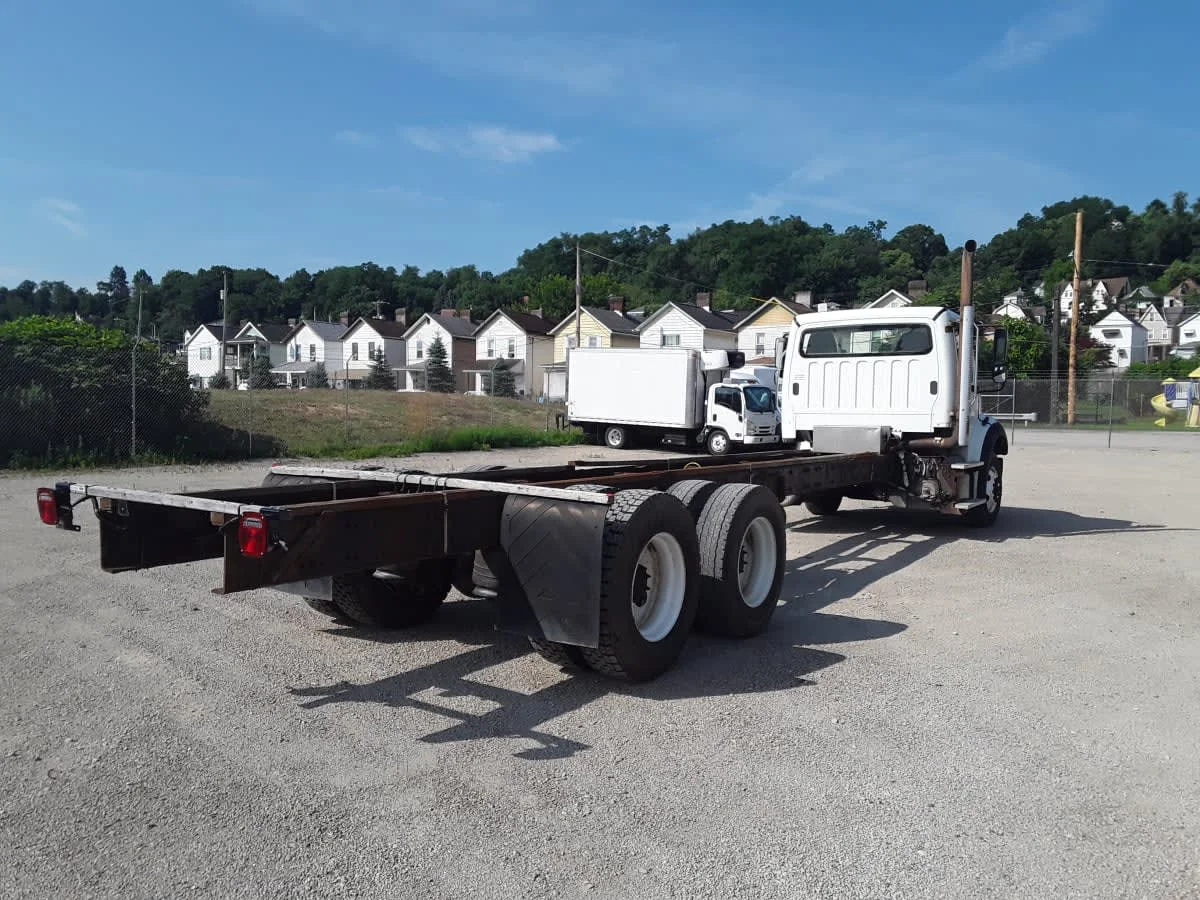 2016 Freightliner M2 112 in Pittsburgh, PA — photo 4