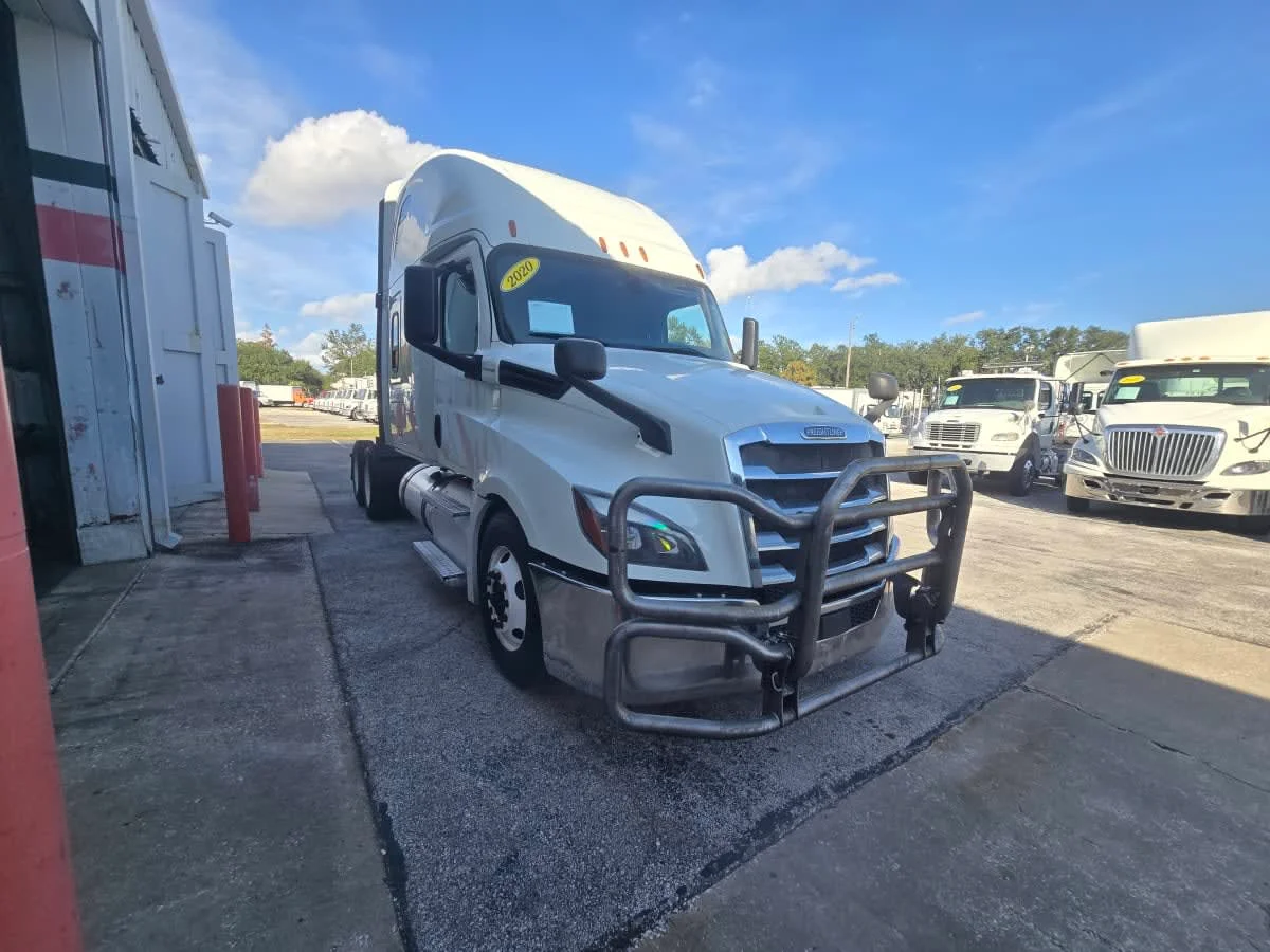 2020 Freightliner Cascadia in Tampa, FL
