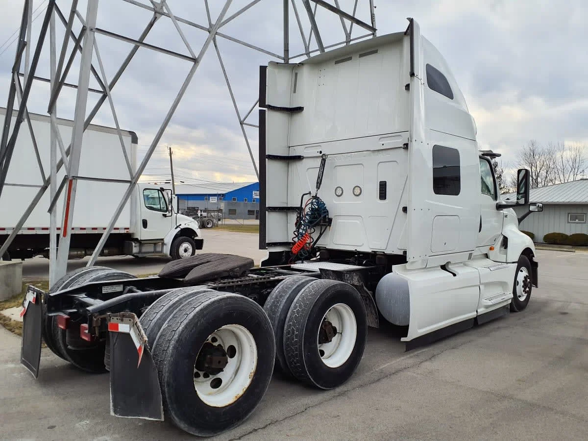 2020 International LT in Indianapolis, IN — photo 4