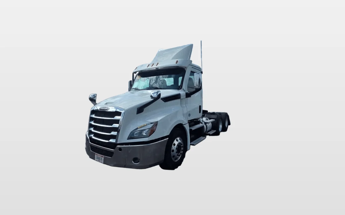 2021 Freightliner Cascadia - image 1