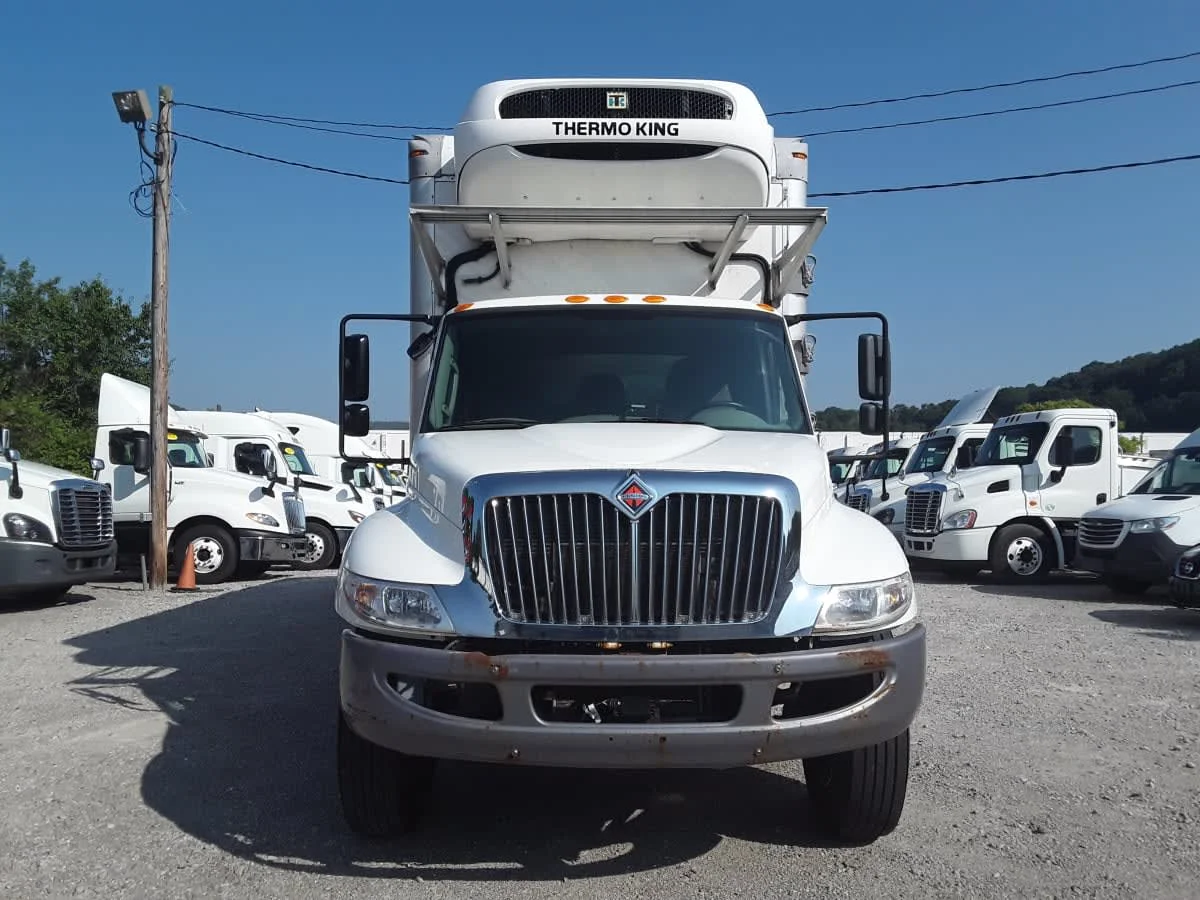 2019 International 4300 in Pittsburgh, PA — photo 2