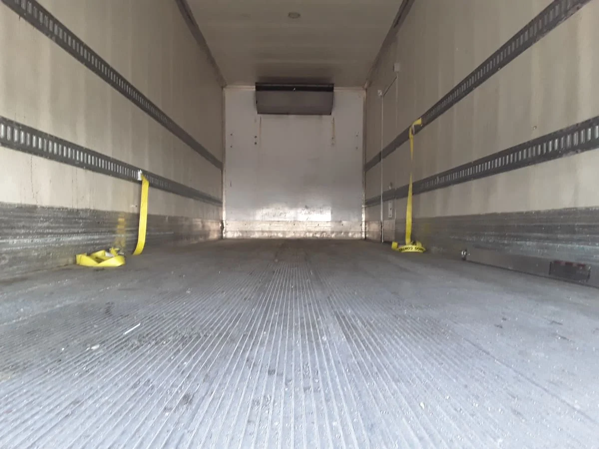 2019 International 4300 in Pittsburgh, PA — photo 9