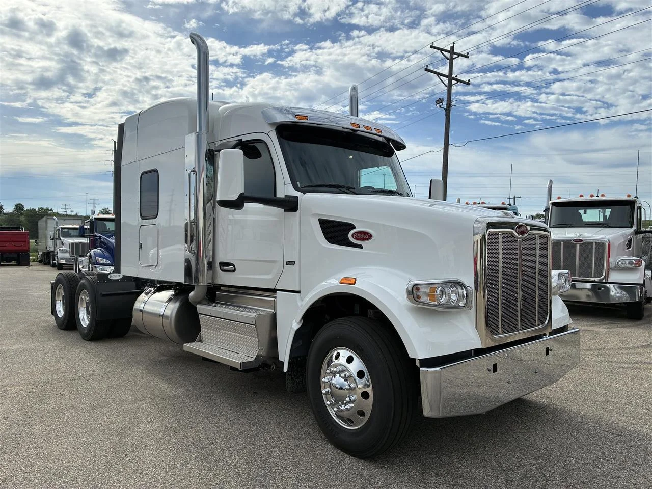 2027 Peterbilt 567 in South St. Paul, MN — photo 6