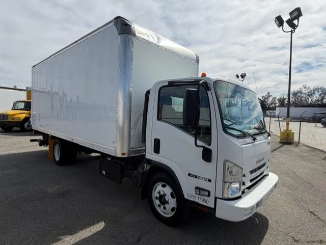2021 Isuzu NQR - image 3