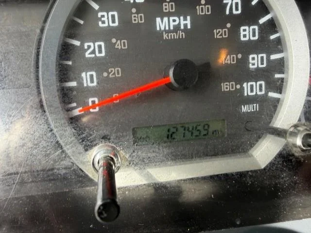 2021 Isuzu NQR - image 10