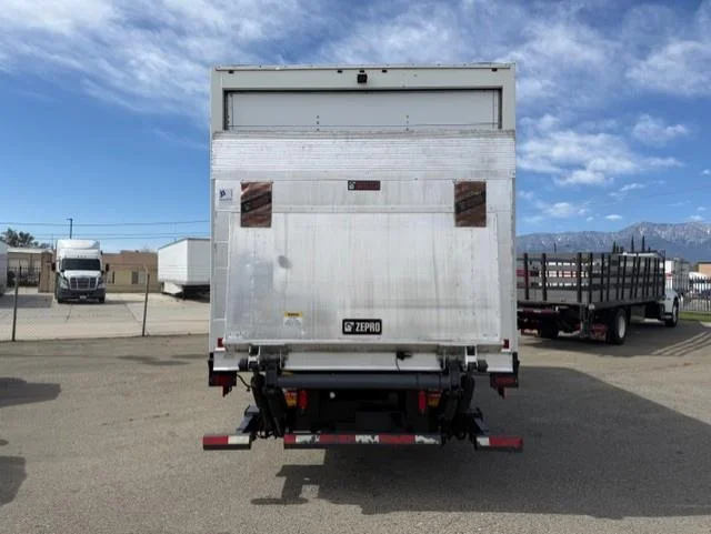 2021 Isuzu NQR - image 6