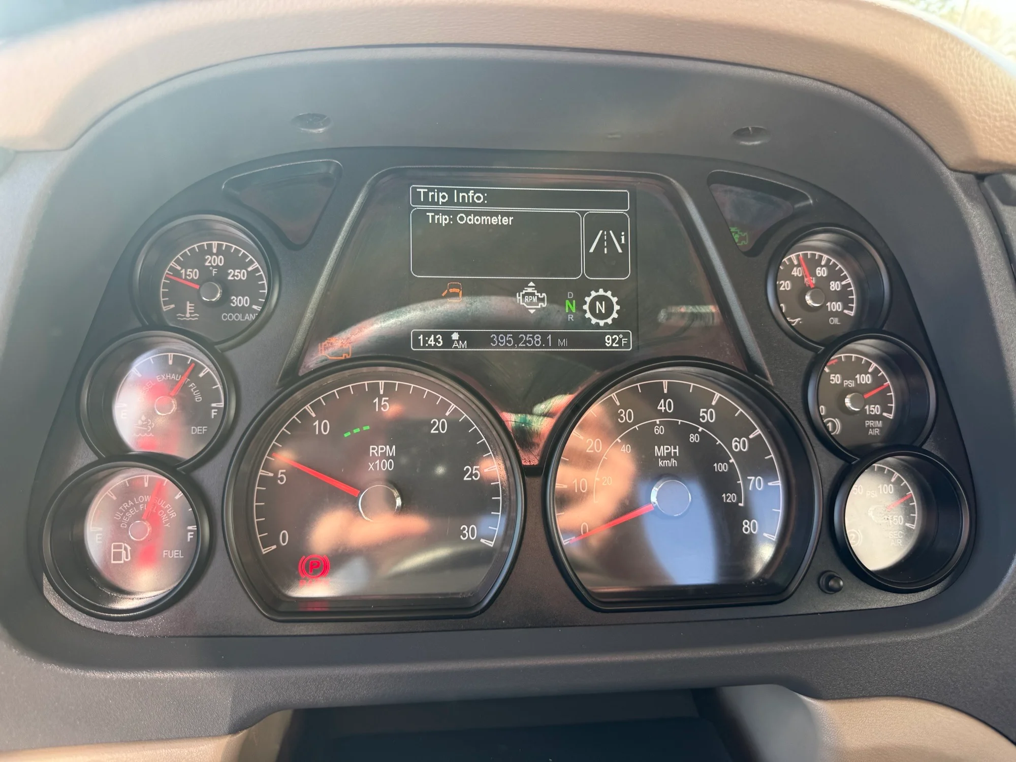2021 Peterbilt 567 in Raleigh, NC — photo 12