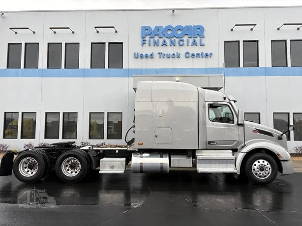 2025 Peterbilt 579 in Salt Lake City, UT — photo 4