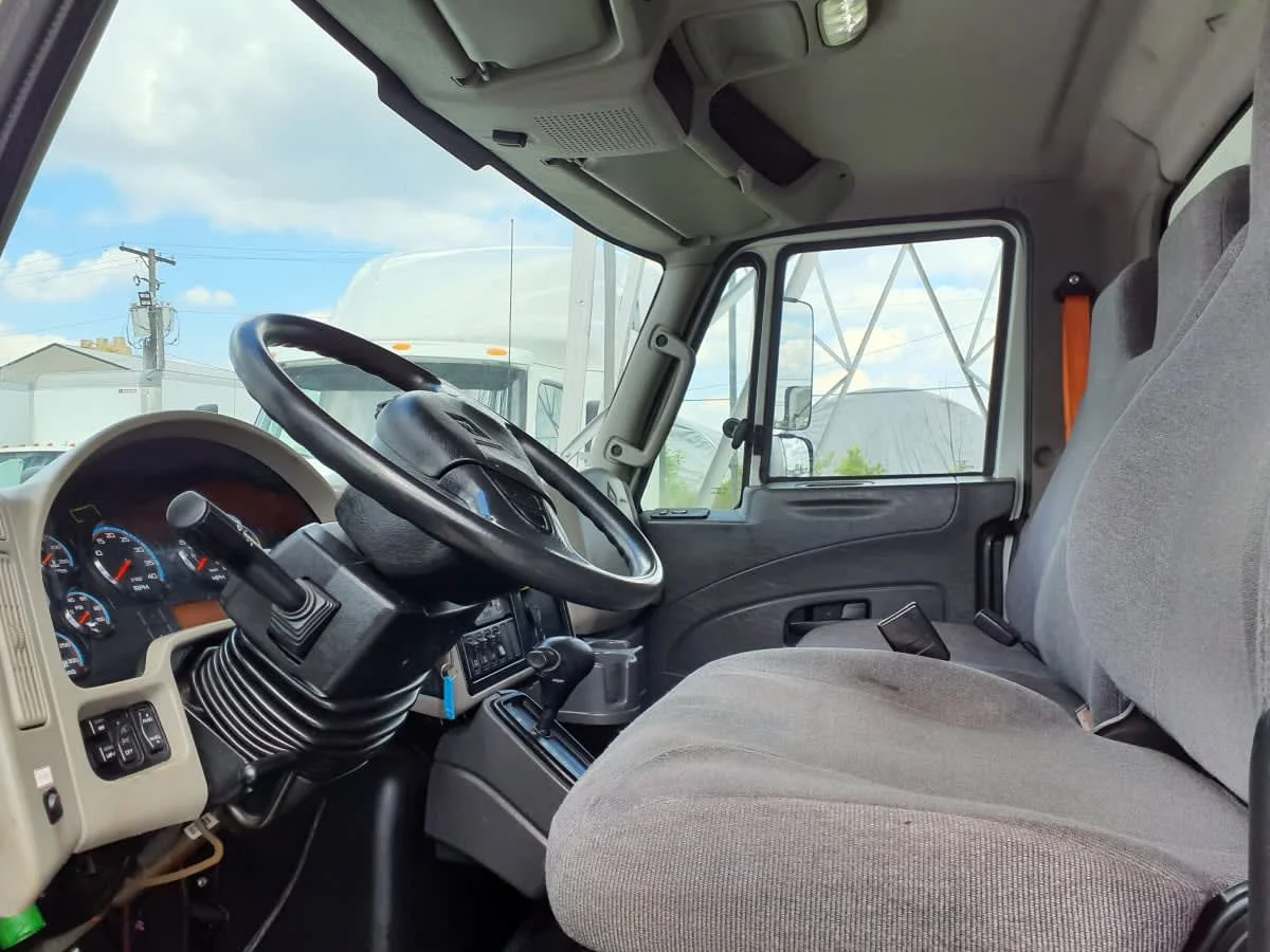 2019 International 4300 in Indianapolis, IN — photo 8