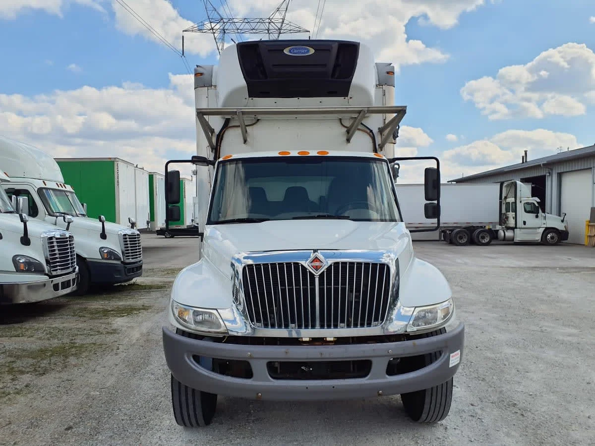 2019 International 4300 in Indianapolis, IN — photo 2