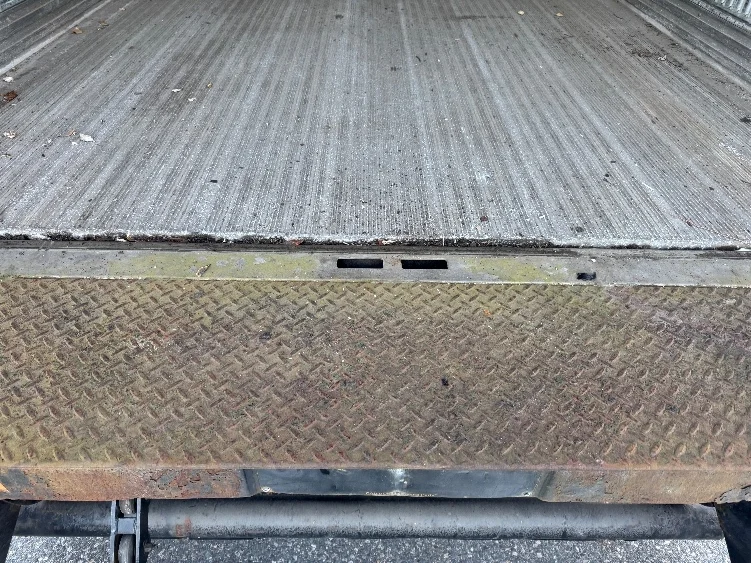 2014 Freightliner M2 106 - image 10