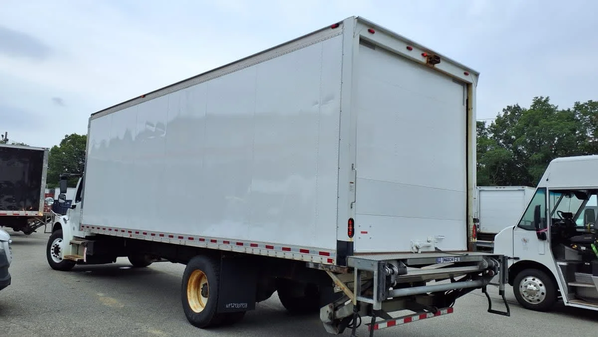 2019 Freightliner M2 106 in Salisbury, MA — photo 6