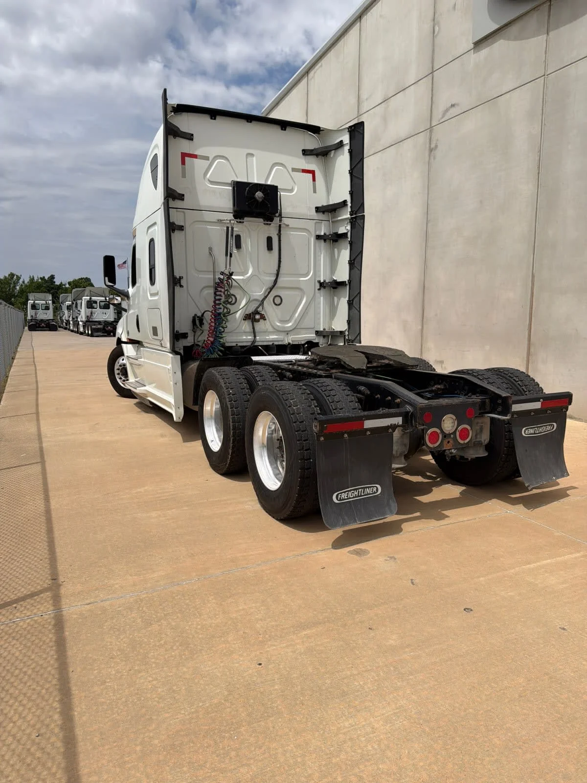 2019 Freightliner Cascadia in Oklahoma City, OK — photo 6