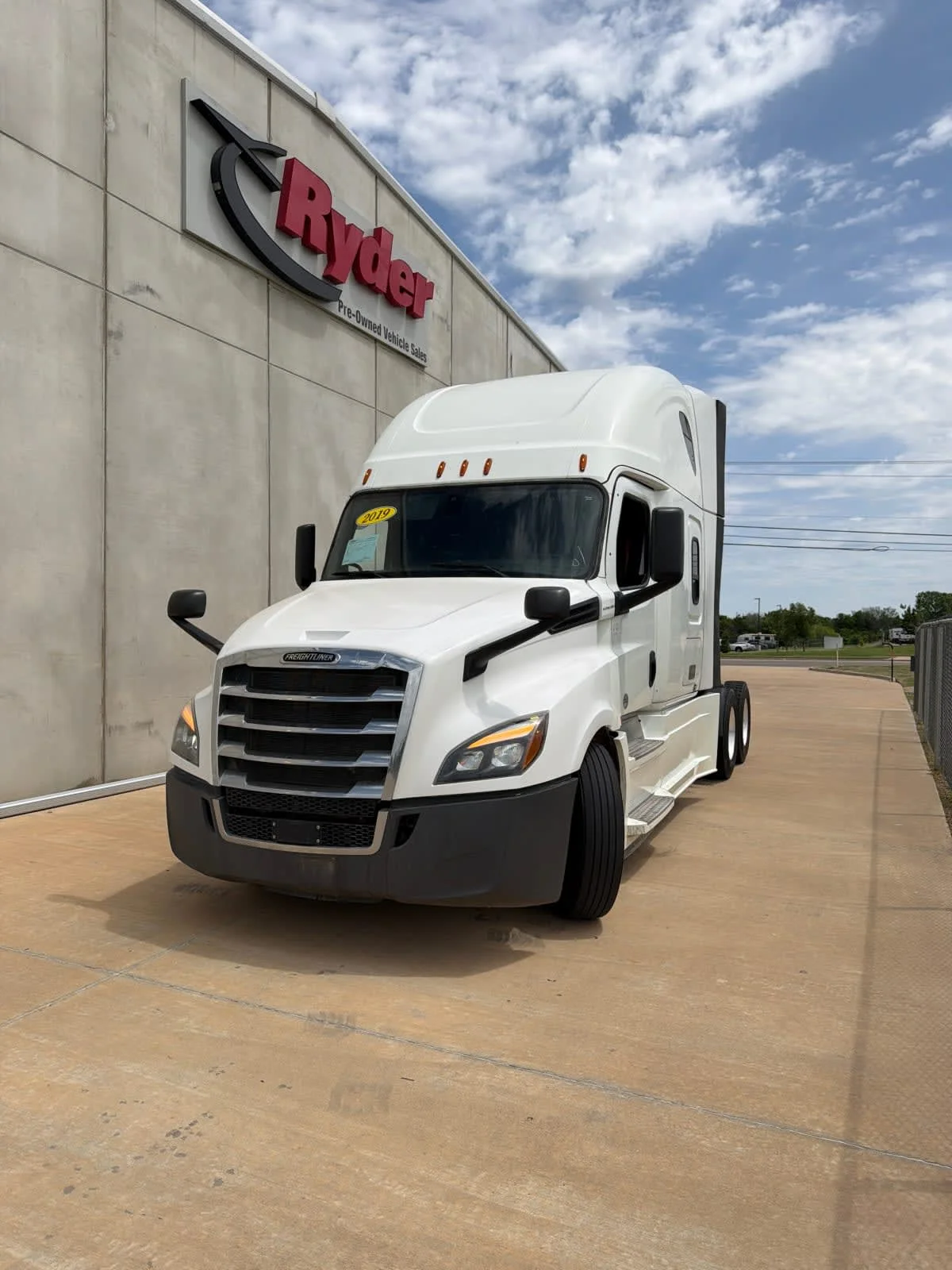 2019 Freightliner Cascadia in Oklahoma City, OK