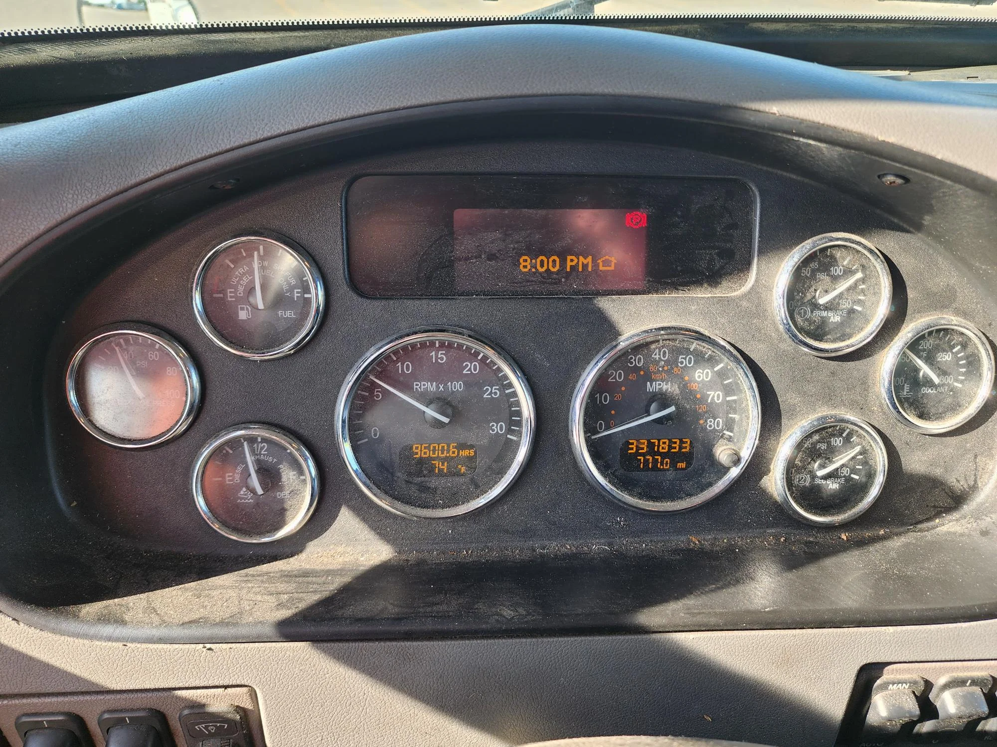 2015 Peterbilt 337 in O'fallon, MO — photo 5