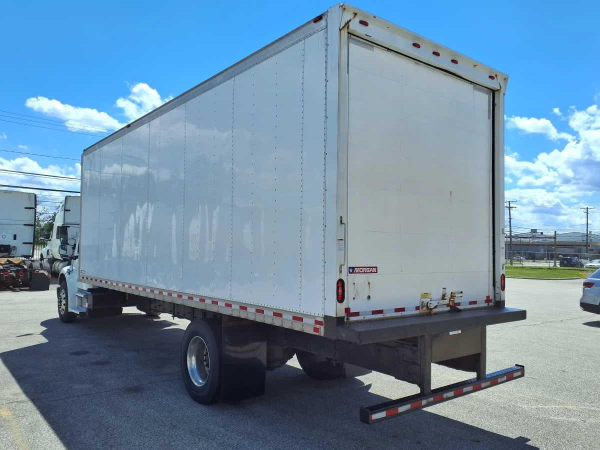 2019 Freightliner M2 106 in Cleveland, OH — photo 6