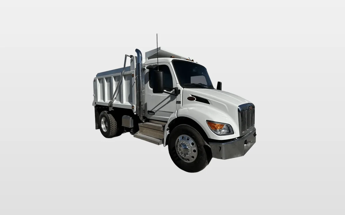2025 Peterbilt 536 - image 1