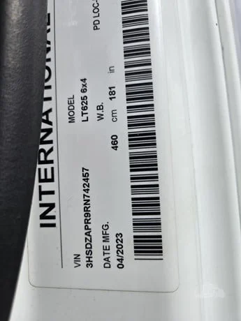 2024 International LT - image 27