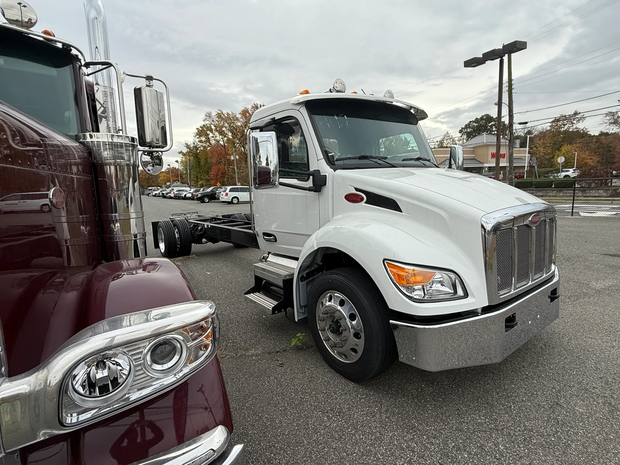 2025 Peterbilt 536 - image 4