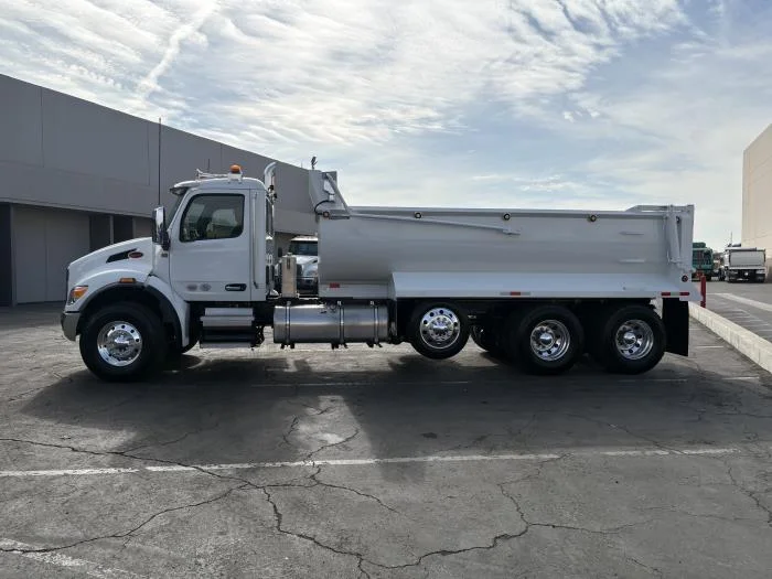 2026 Peterbilt 548 in Los Angeles, CA — photo 8