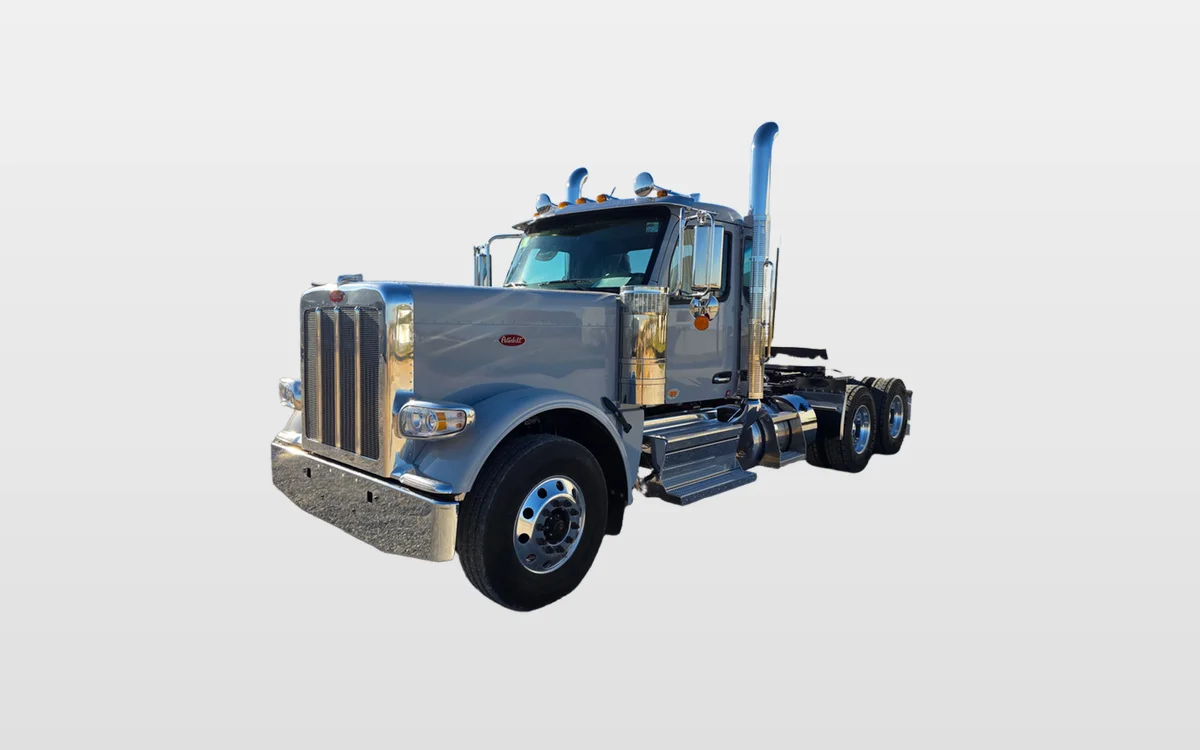 2026 PETERBILT 589 - image 1
