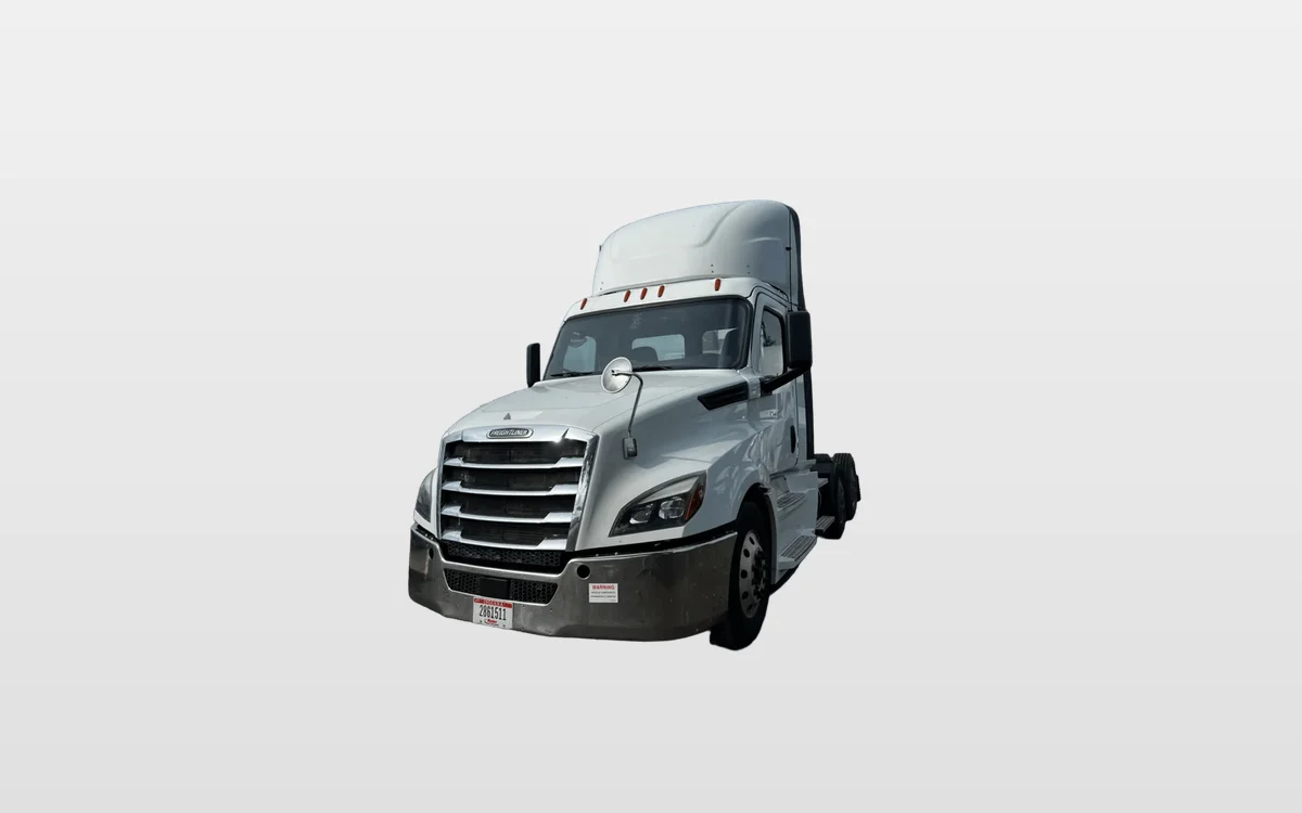 2019 Freightliner Cascadia - image 1