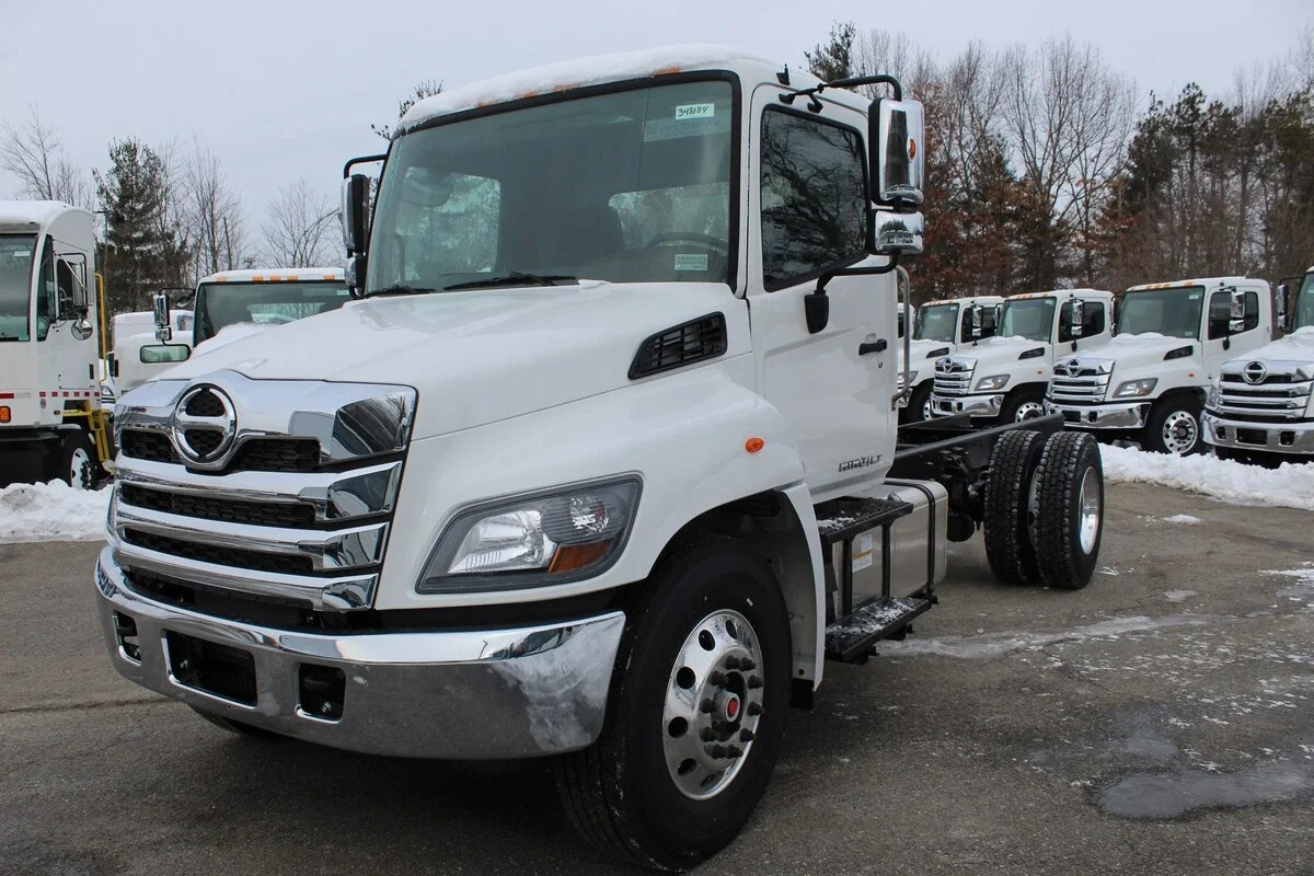2025 Hino L7