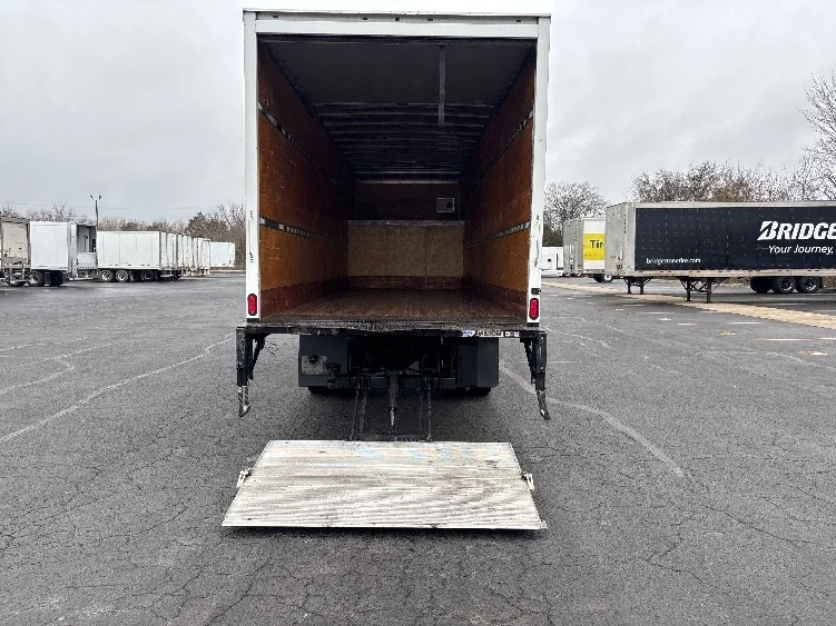 2020 International MV - image 9