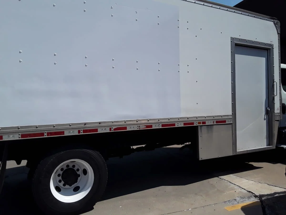 2019 Freightliner M2 106 in Kansas City, MO — photo 10