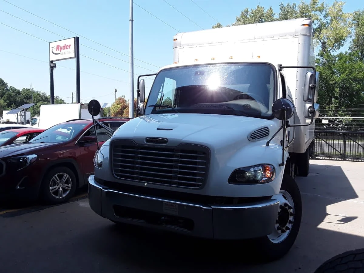 2019 Freightliner M2 106