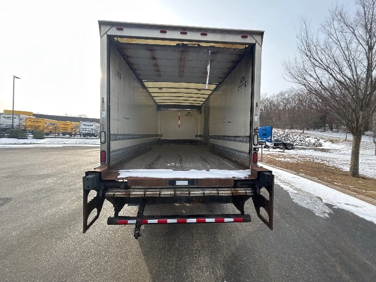 2014 Freightliner M2 106 - image 8