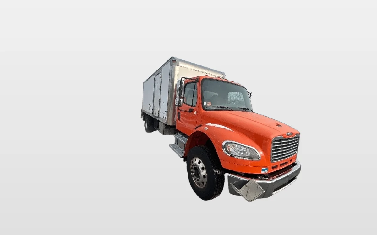 2014 Freightliner M2 106 - image 1