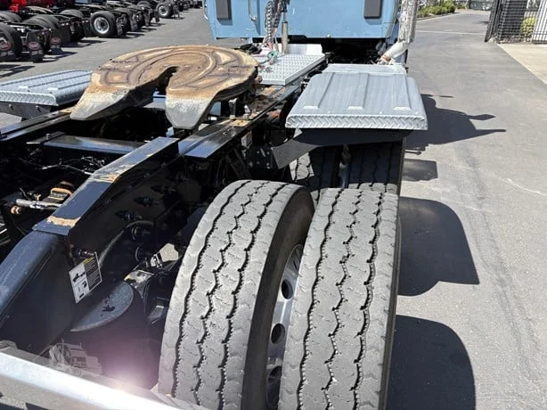2023 Peterbilt 567 in Portland, OR — photo 7