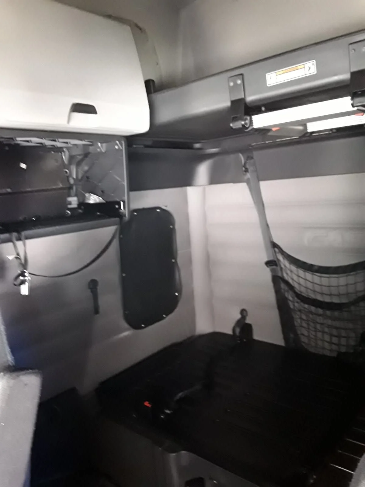 2020 Freightliner Cascadia in Kansas City, MO — photo 8