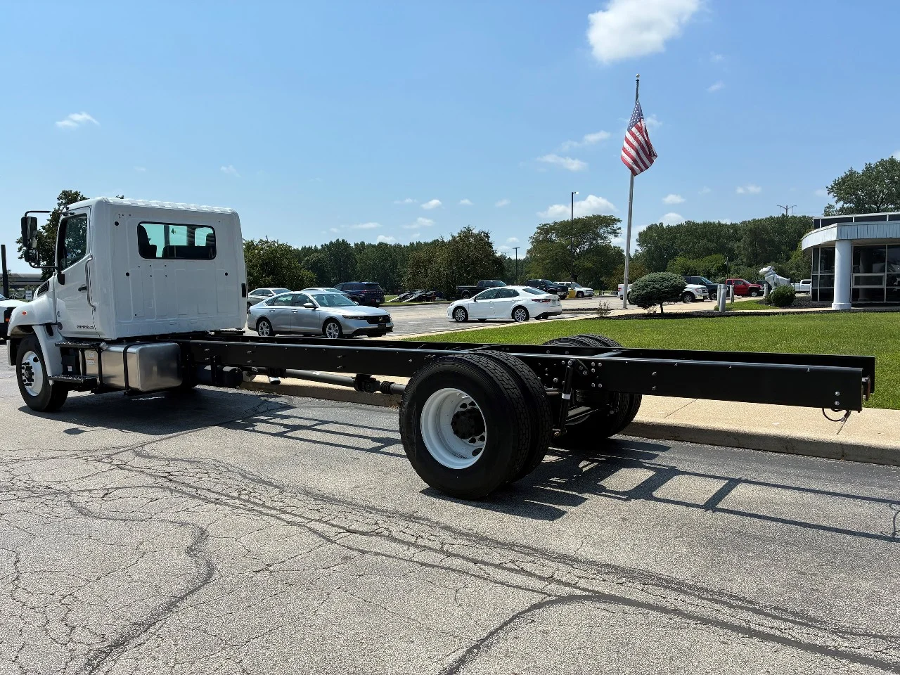 2026 Hino in Summit, IL — photo 10