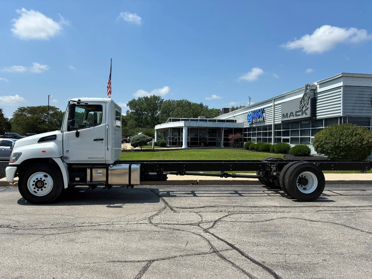 2026 Hino in Summit, IL — photo 15