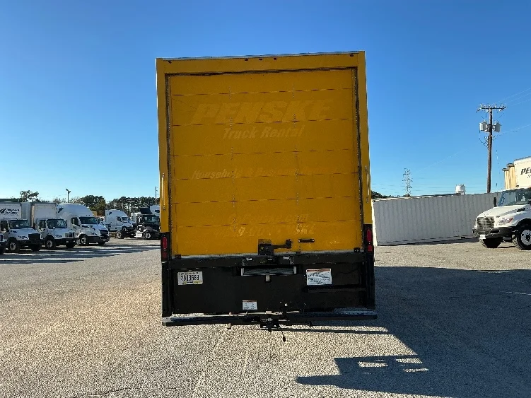 2021 International MV - image 7